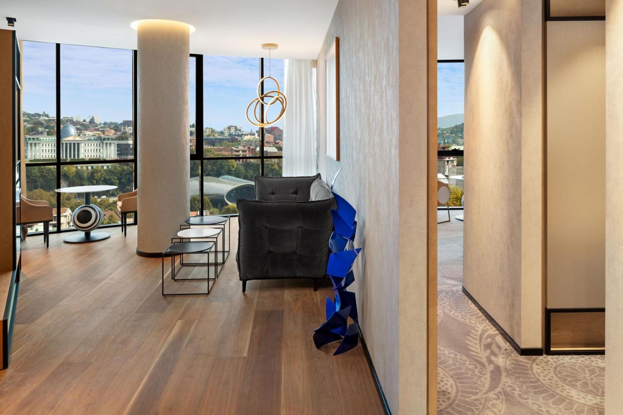 Paragraph Freedom Square, A Luxury Collection Hotel, Tbilisi Exteriör bild