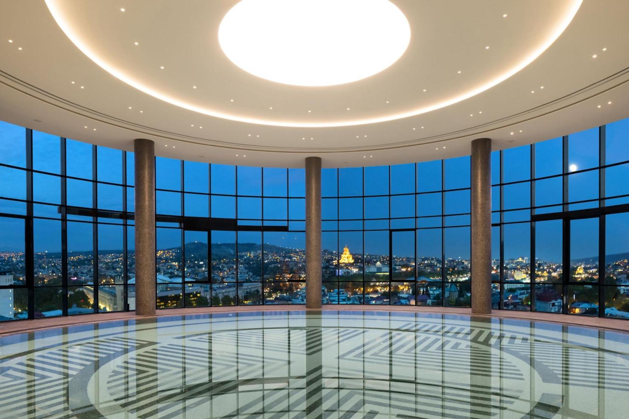 Paragraph Freedom Square, A Luxury Collection Hotel, Tbilisi Exteriör bild