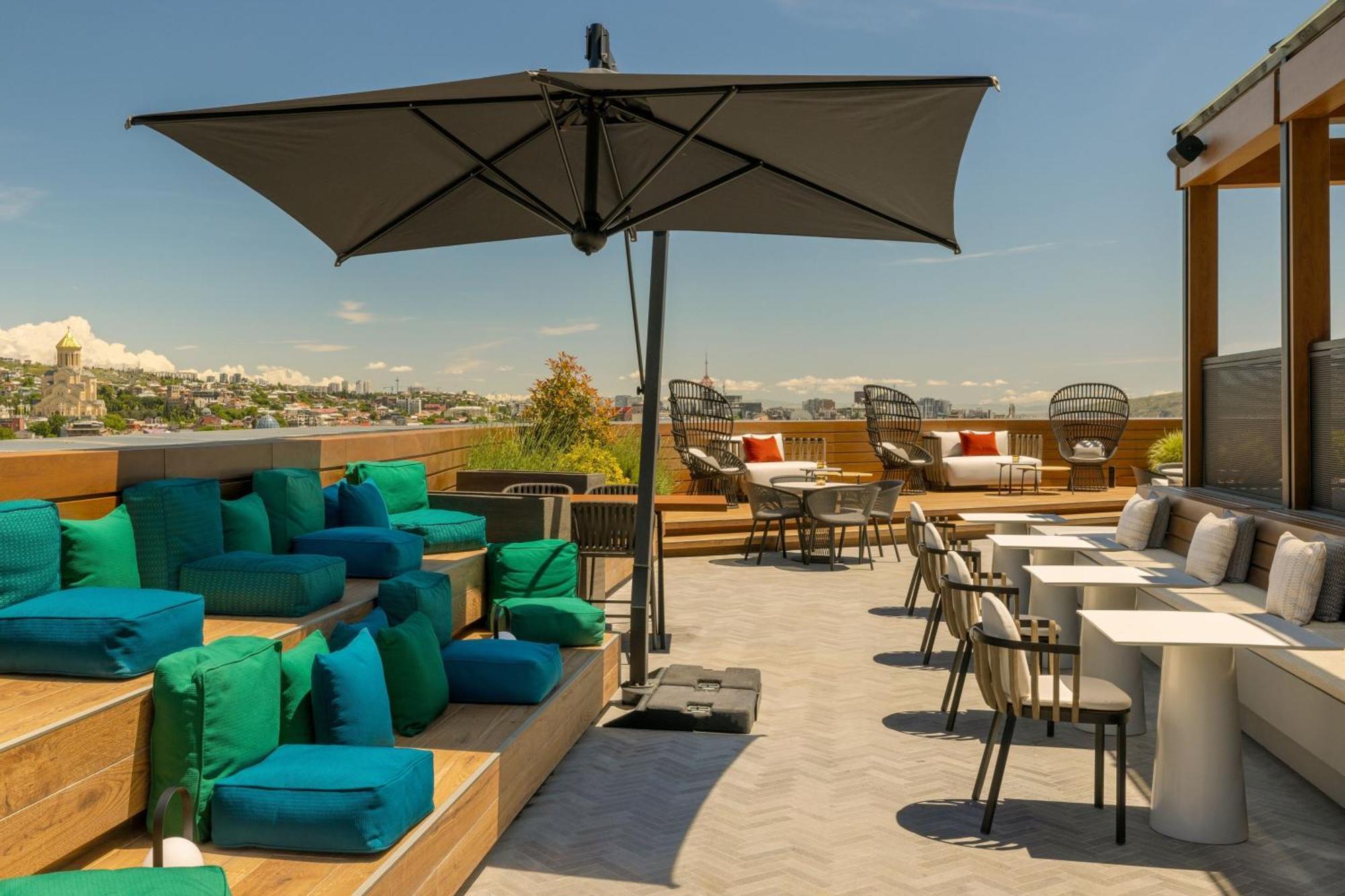 Paragraph Freedom Square, A Luxury Collection Hotel, Tbilisi Exteriör bild